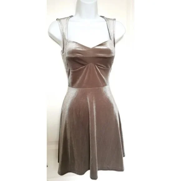 Silvery grey velvet Party Dress Stretch Skater fit & flare - Picture 2 of 8